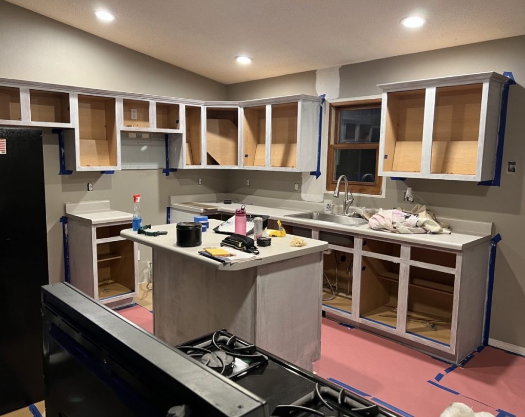 paint kitchen cabinets diy