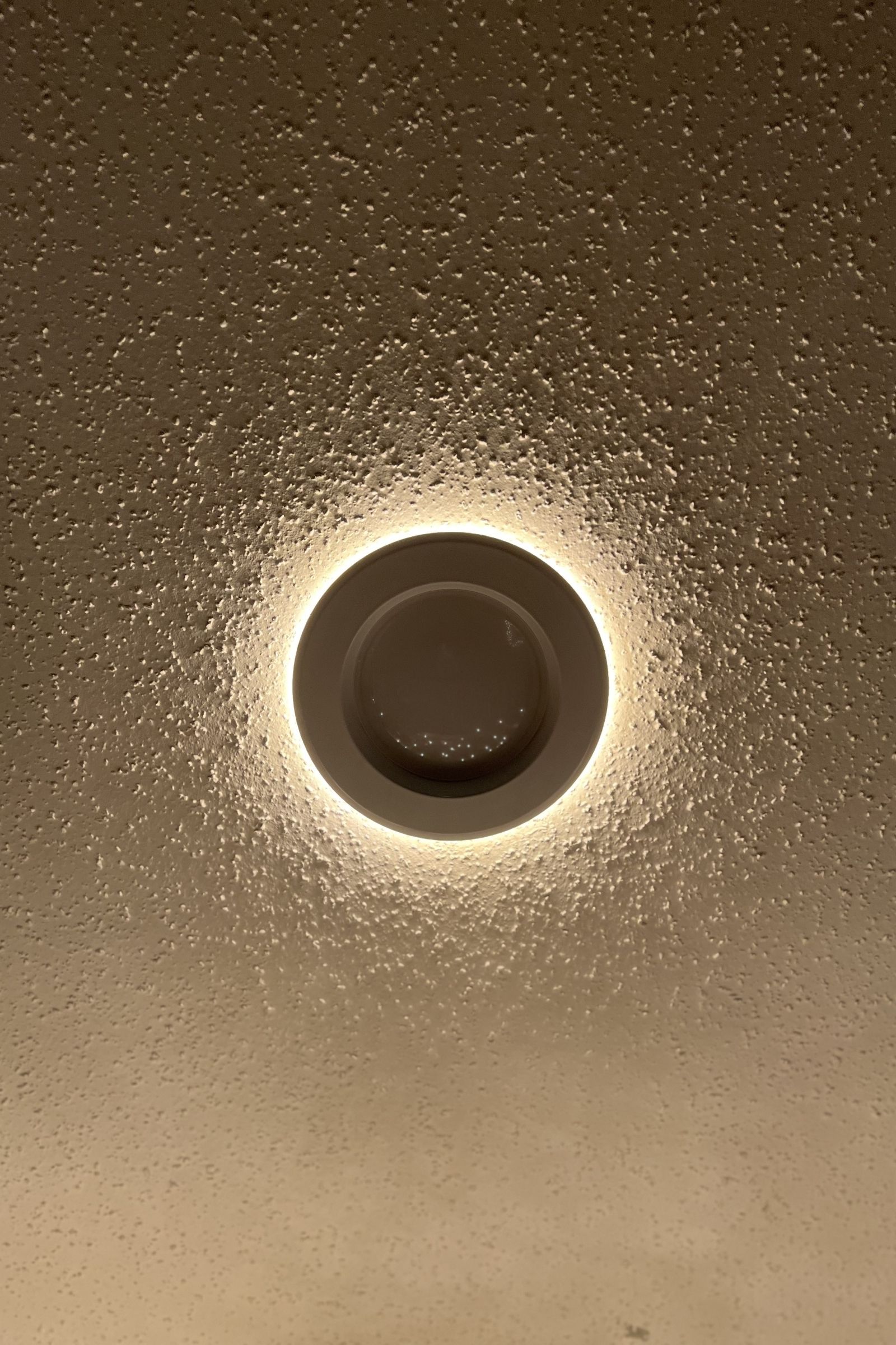 LED recessed can light with night light mode turned on